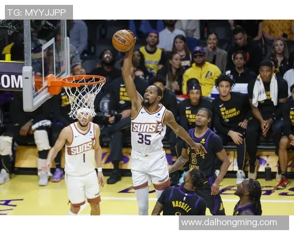 湖人对阵太阳精彩对决回顾及赛后分析12月3日赛事亮点