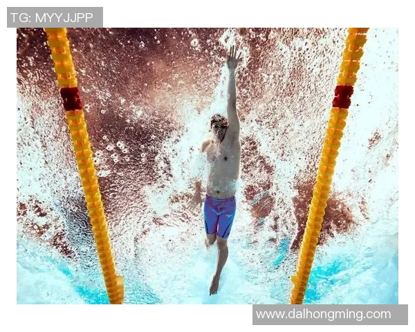 传奇游泳选手的奋斗历程与世界纪录背后的故事 传奇游泳选手的奋斗历程与世界纪录背后的故事